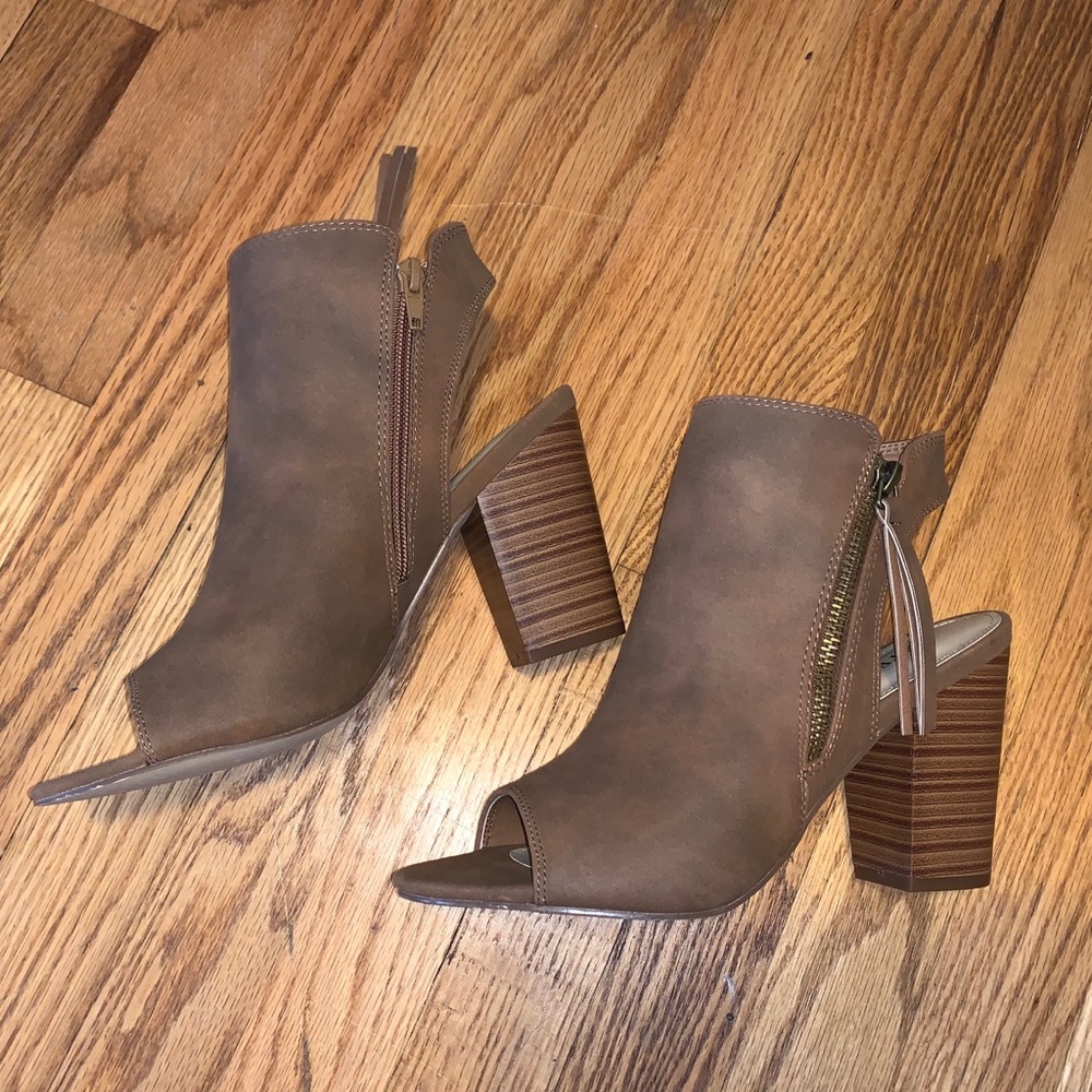NWT Open Toe Bootie with Block Heel